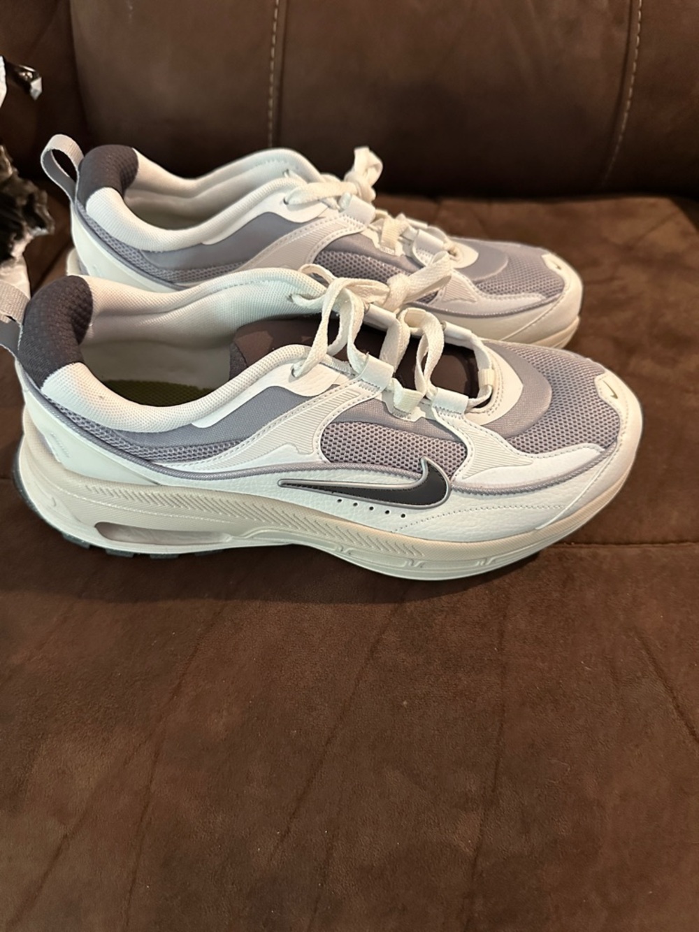 Nike White Air Max Bliss Athletic Sneakers New Without Tags